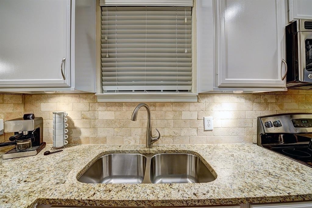 1901 Post Oak Park Dr Drive - Photo 2
