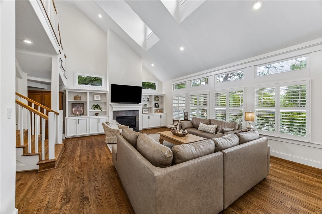 315 W 15th Street - Photo 15