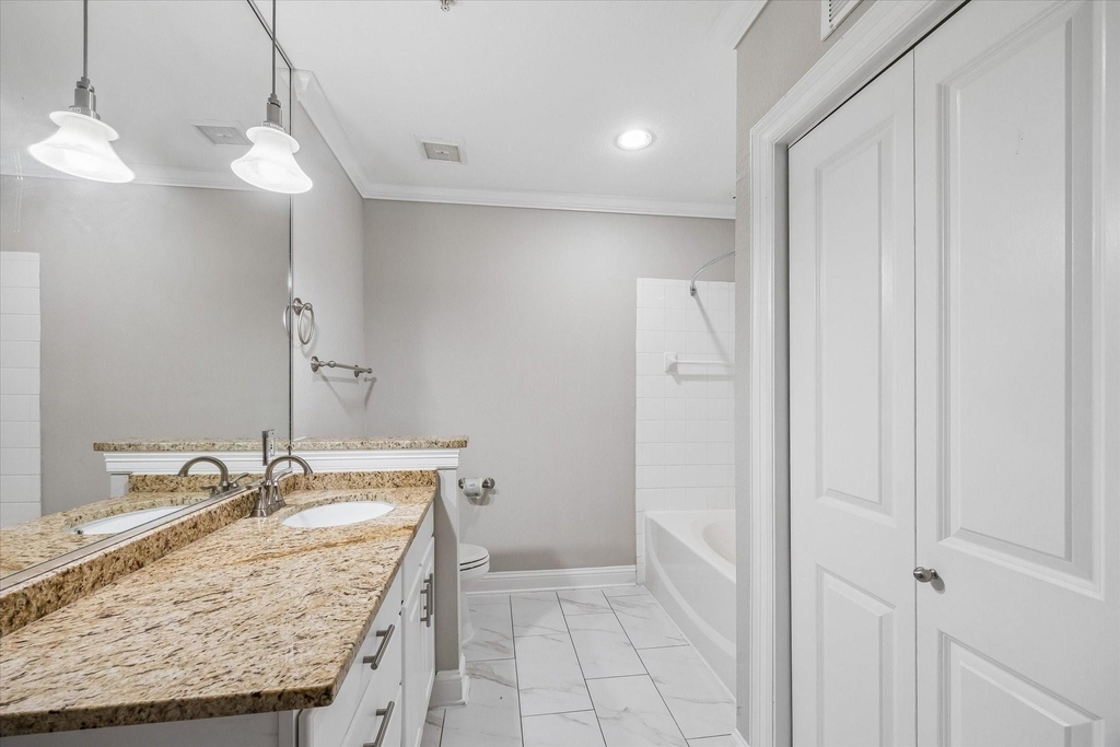 5353 Memorial Drive - Photo 6