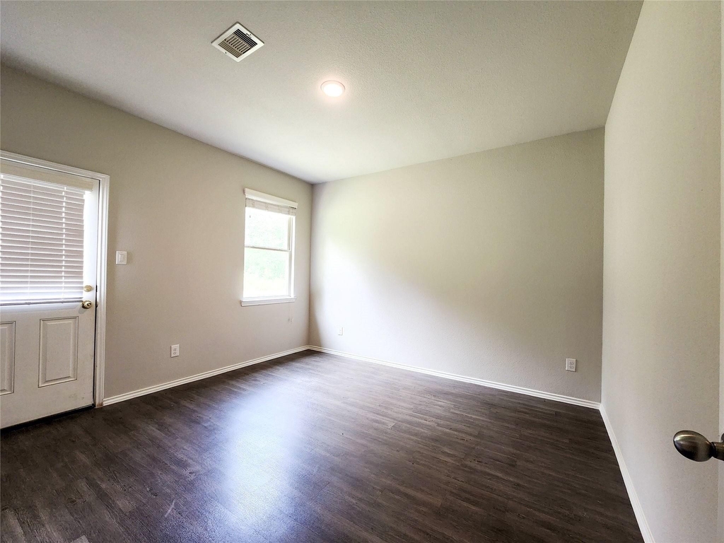 26471 Joy Village Drive - Photo 10