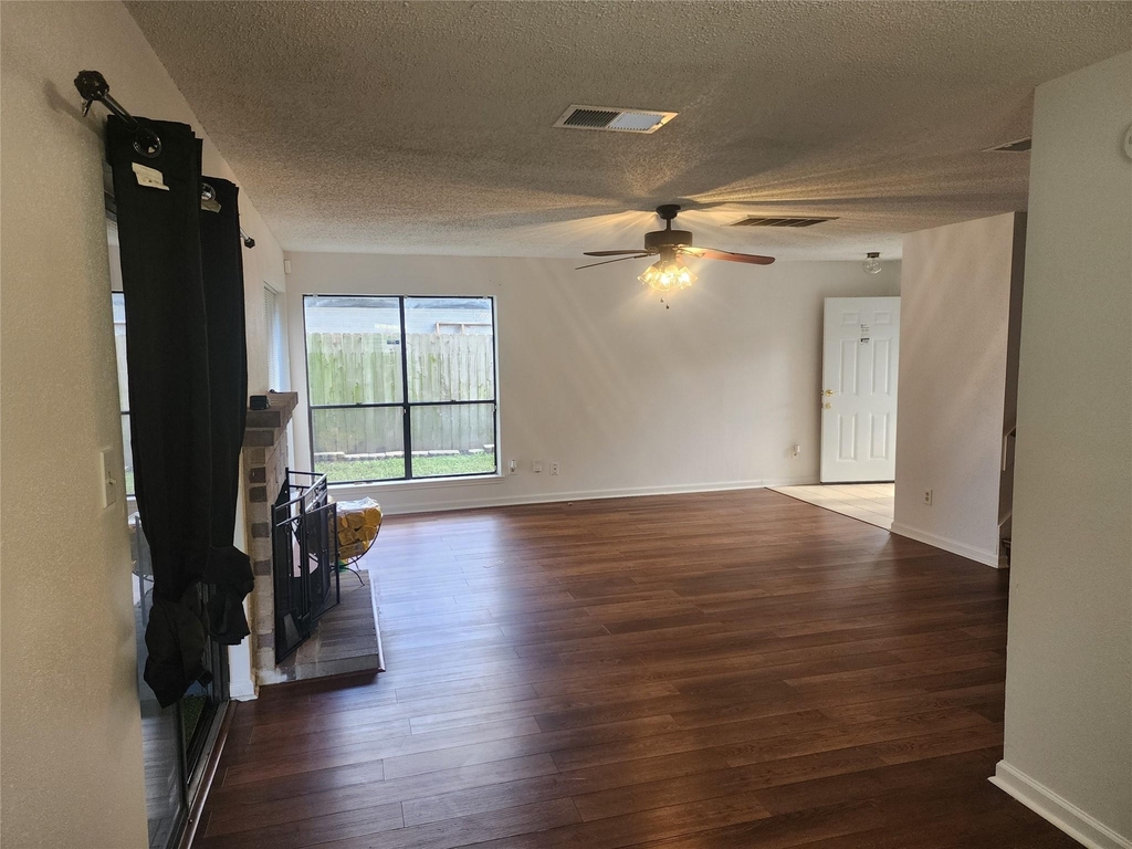 8239 Viny Ridge Drive - Photo 4