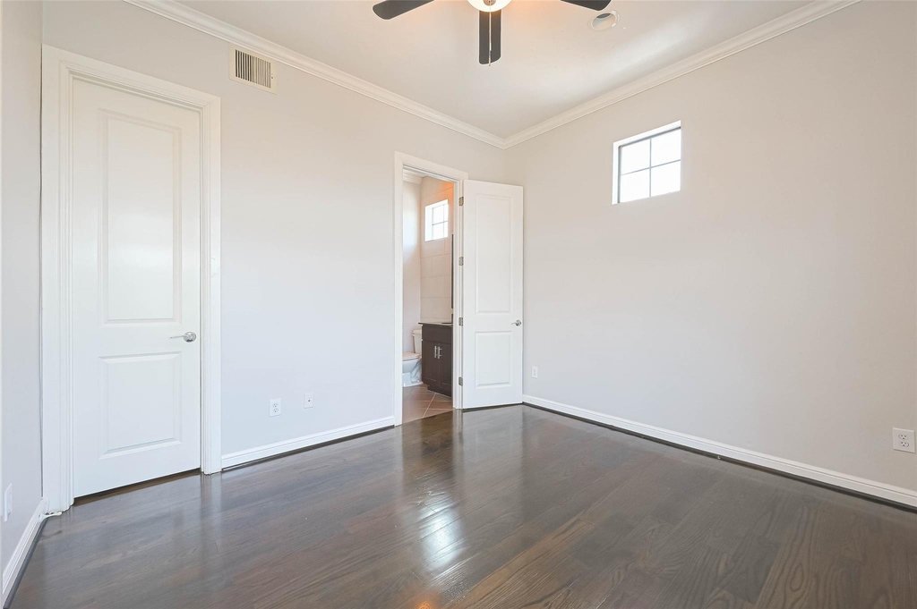 1739 Oakdale Street - Photo 38