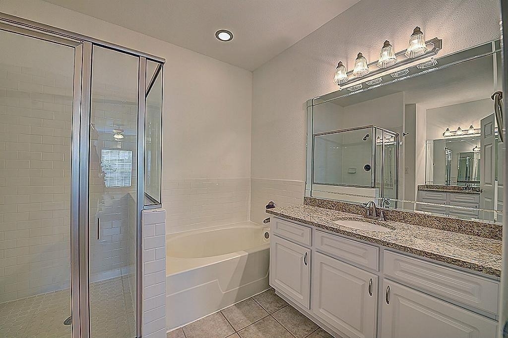 1919 Post Oak Park Drive - Photo 4