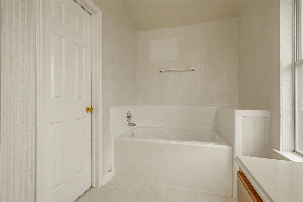 10840 Sycamore Drive N - Photo 31