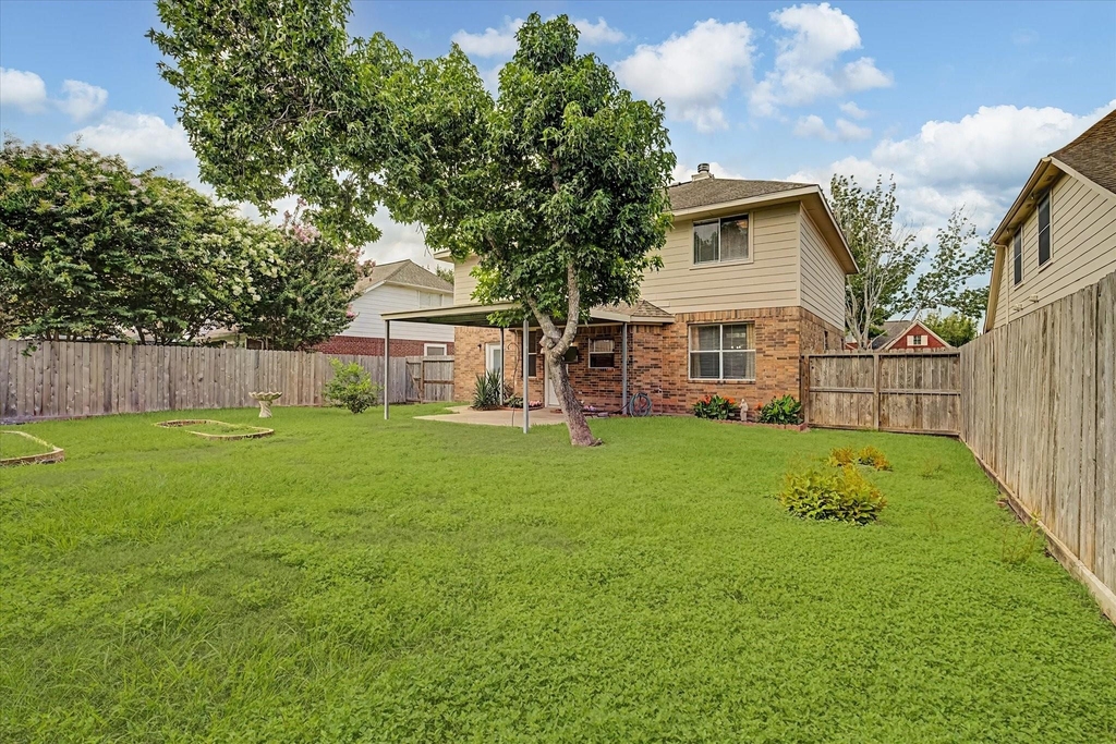 10840 Sycamore Drive N - Photo 41