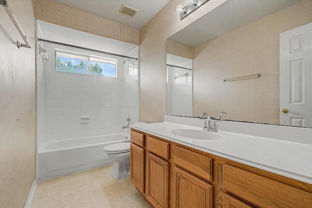 10840 Sycamore Drive N - Photo 37