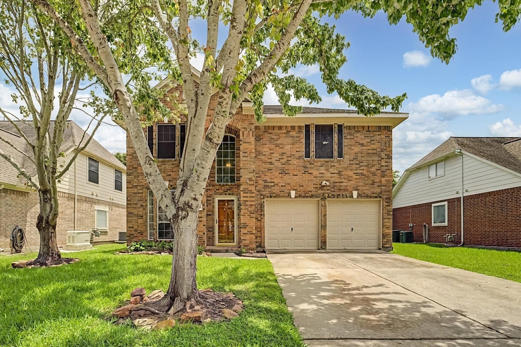 10840 Sycamore Drive N - Photo 1