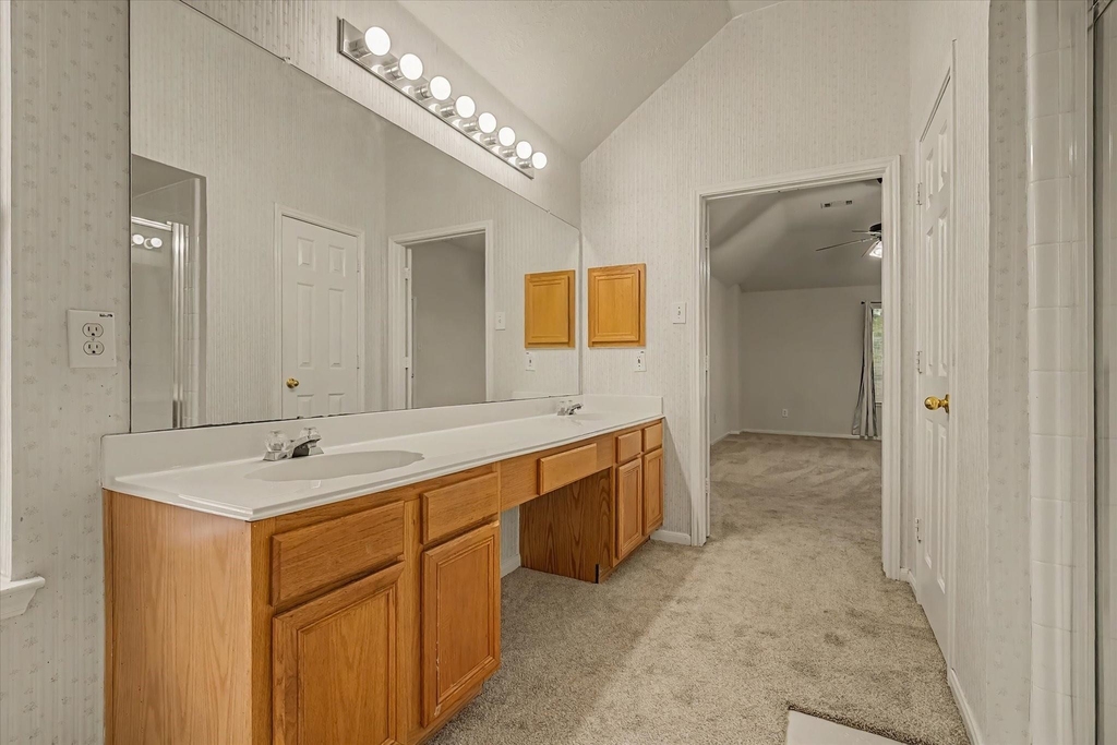10840 Sycamore Drive N - Photo 30