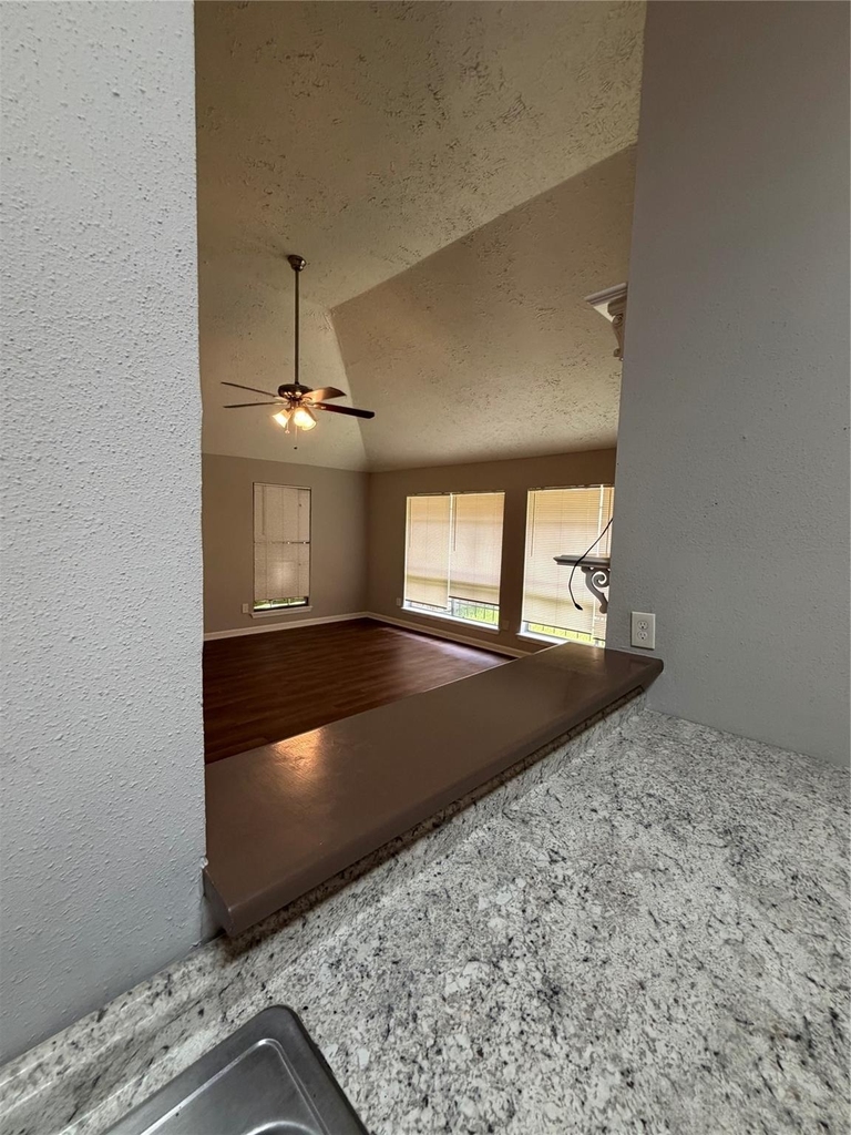 8662 Pearl Point Street - Photo 12