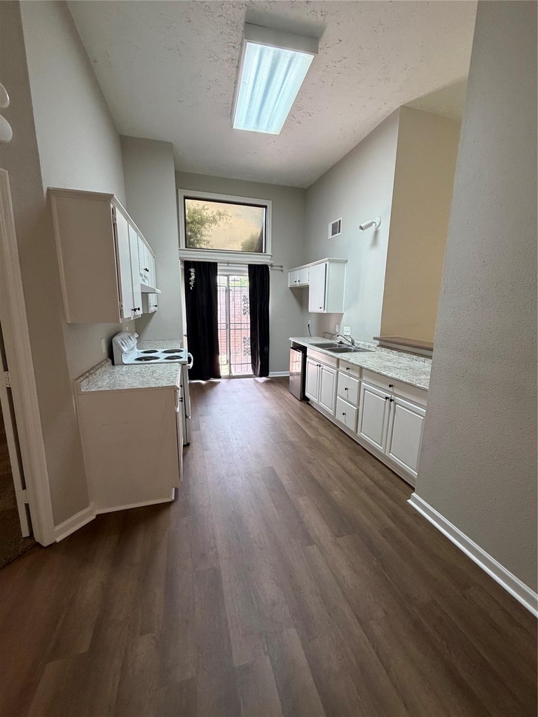 8662 Pearl Point Street - Photo 4