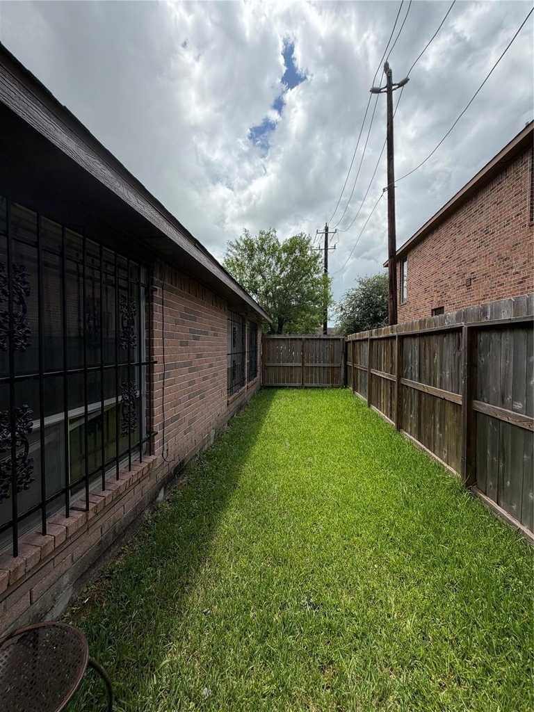 8662 Pearl Point Street - Photo 24