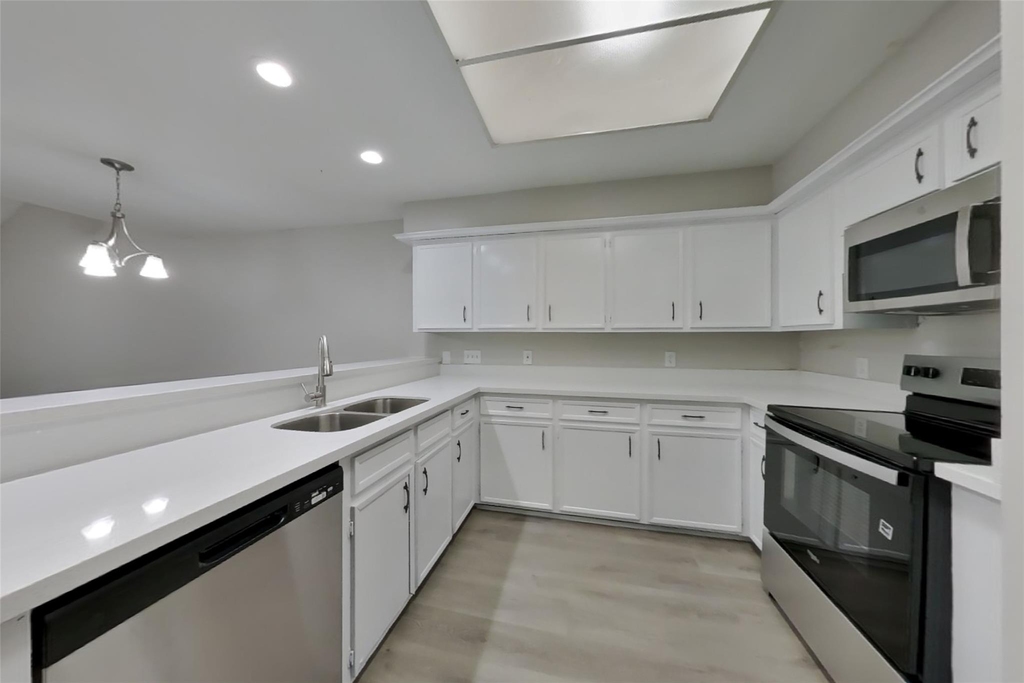 3619 Maple Glen Drive - Photo 3