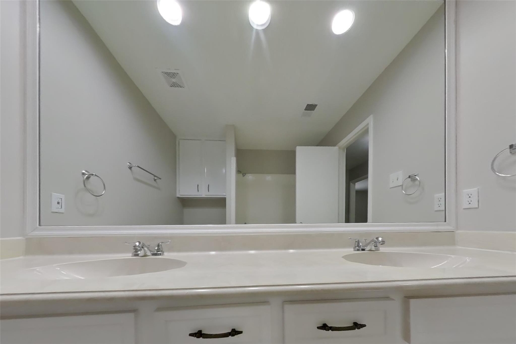 3619 Maple Glen Drive - Photo 16