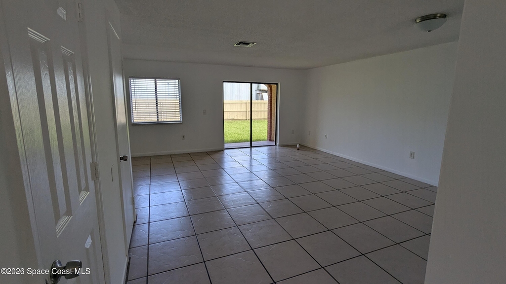 174 San Juan Circle - Photo 10
