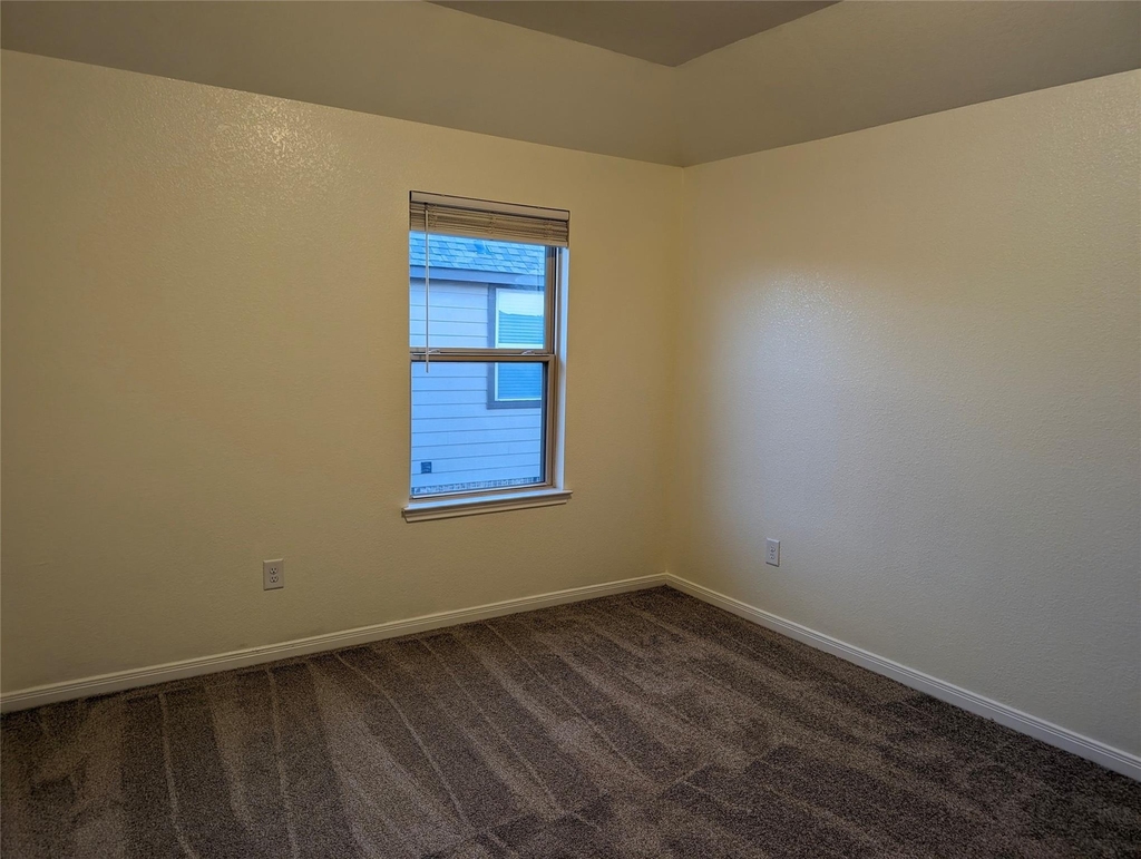 5206 Gerent Lane - Photo 7