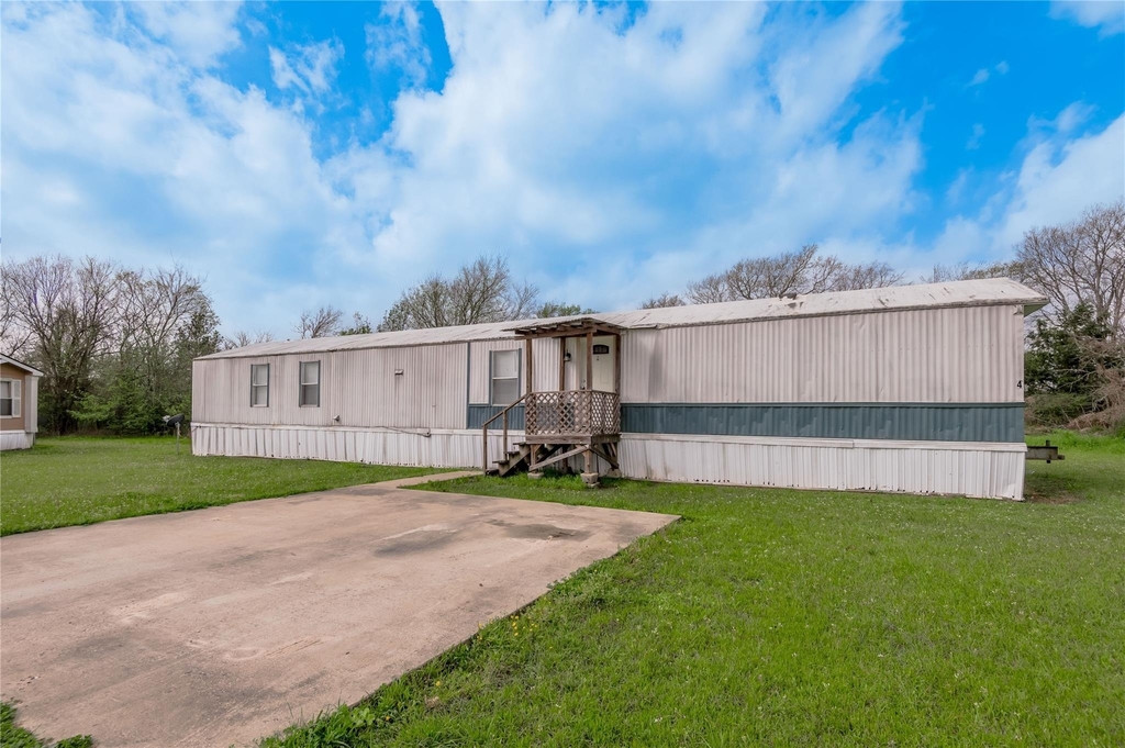1345 Fm 405 Road - Photo 25