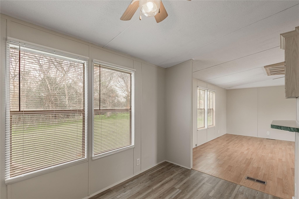 1345 Fm 405 Road - Photo 8