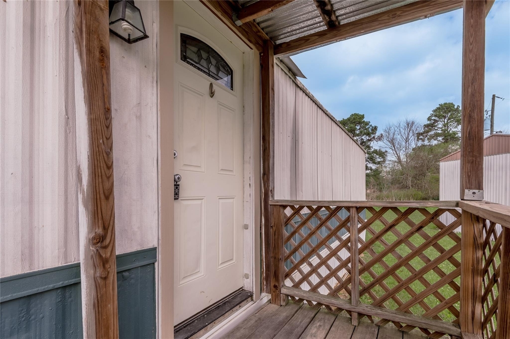 1345 Fm 405 Road - Photo 2