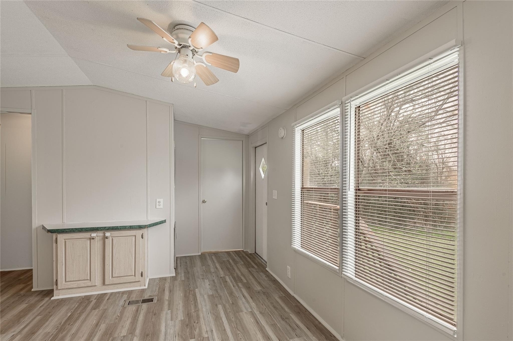1345 Fm 405 Road - Photo 9