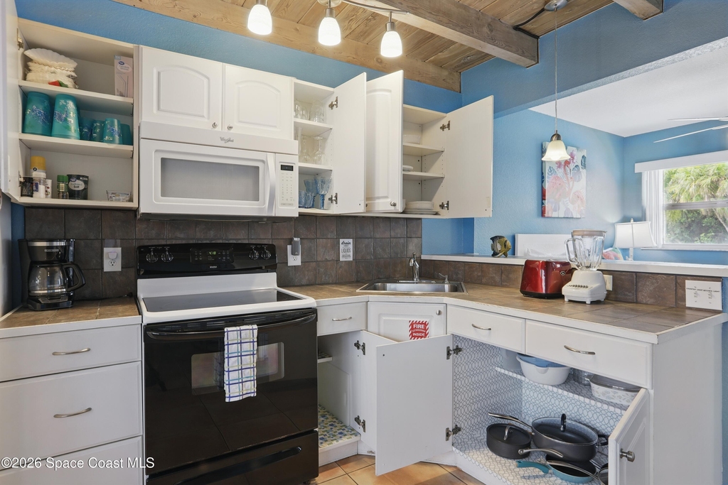 1381 S Orlando Avenue - Photo 5