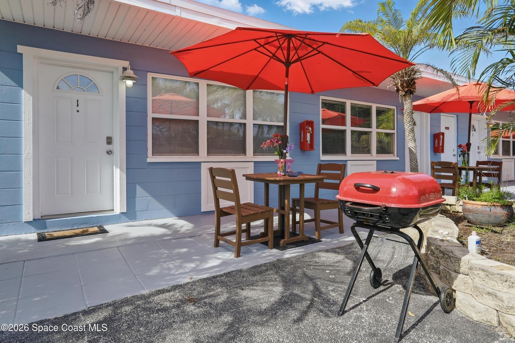 1381 S Orlando Avenue - Photo 1