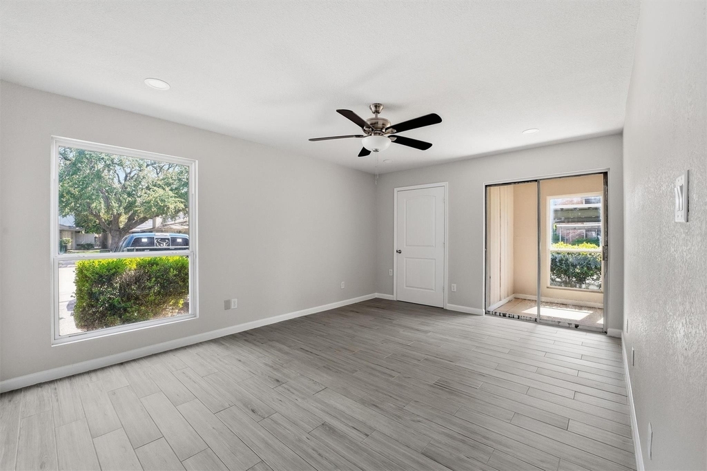 5667 Birchmont Drive - Photo 9