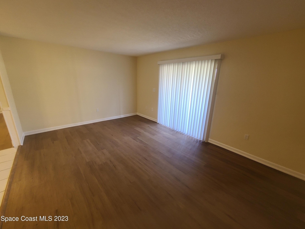 254 Ulster Lane - Photo 2