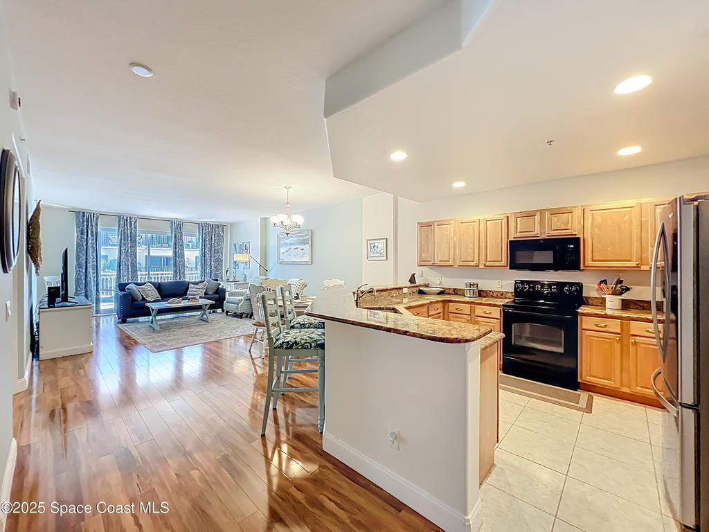 601 N Miramar Avenue - Photo 9