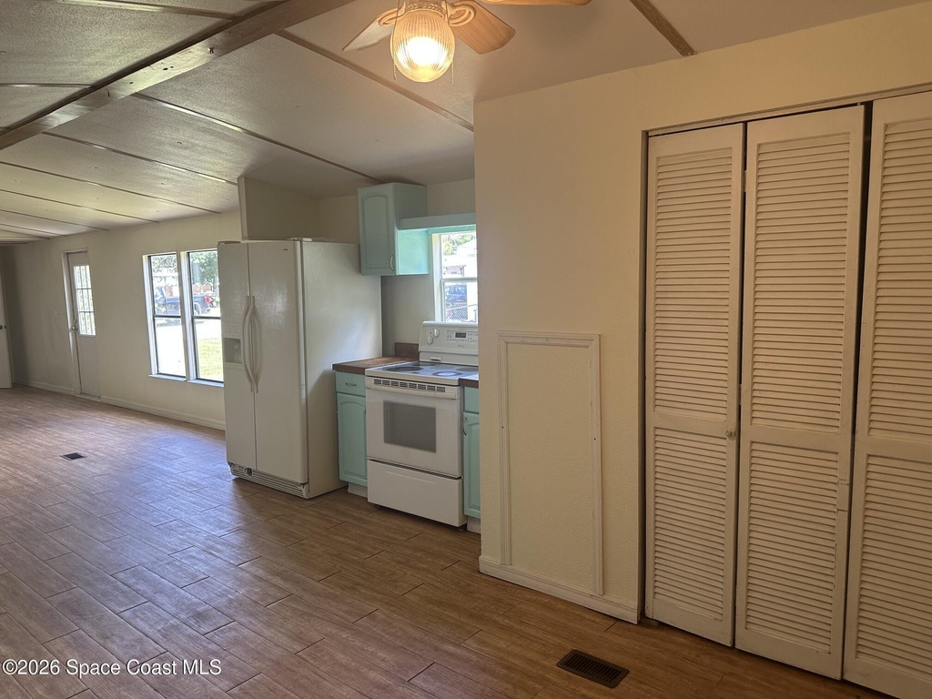 4810 Lake Michigan Avenue - Photo 7