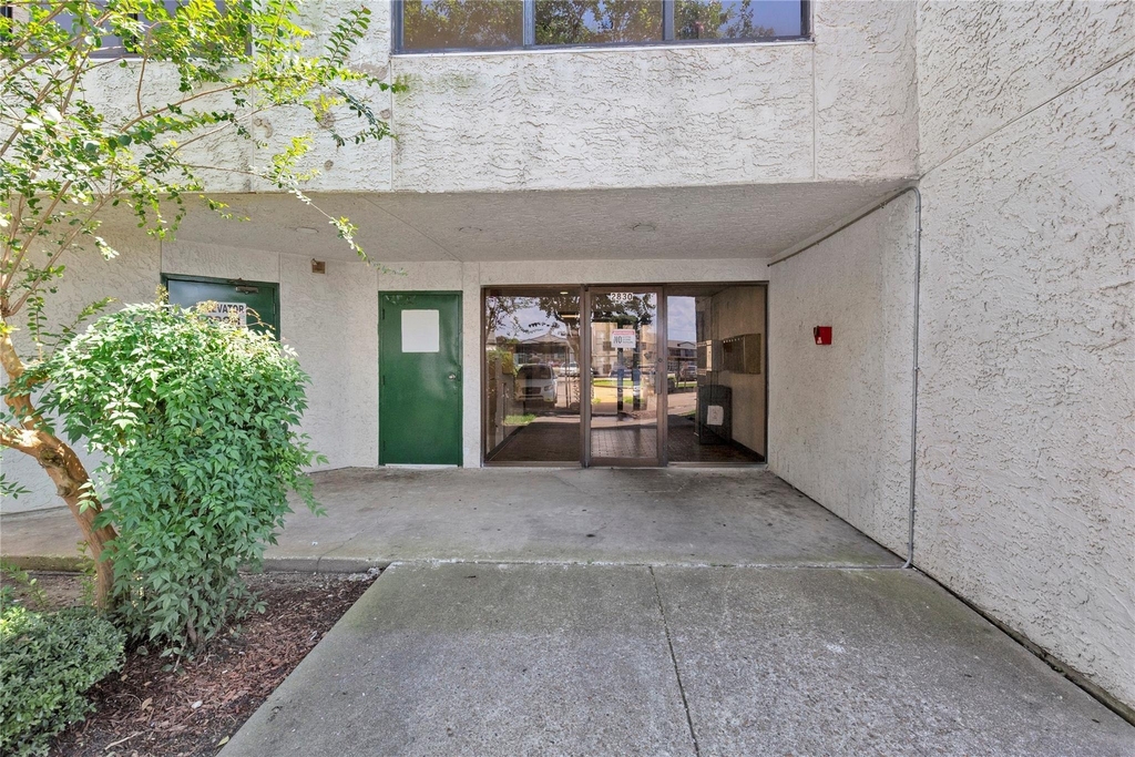 2830 S Bartell Drive - Photo 16