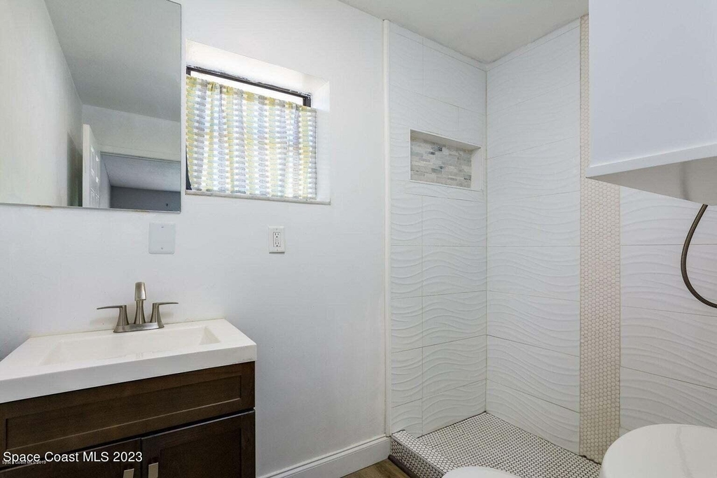 2253 Flower Tree Circle - Photo 6
