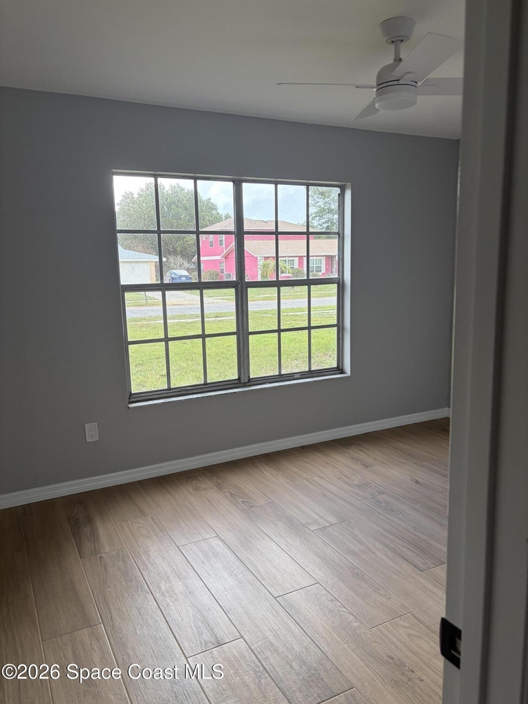 1136 Minnet Court Ne - Photo 15