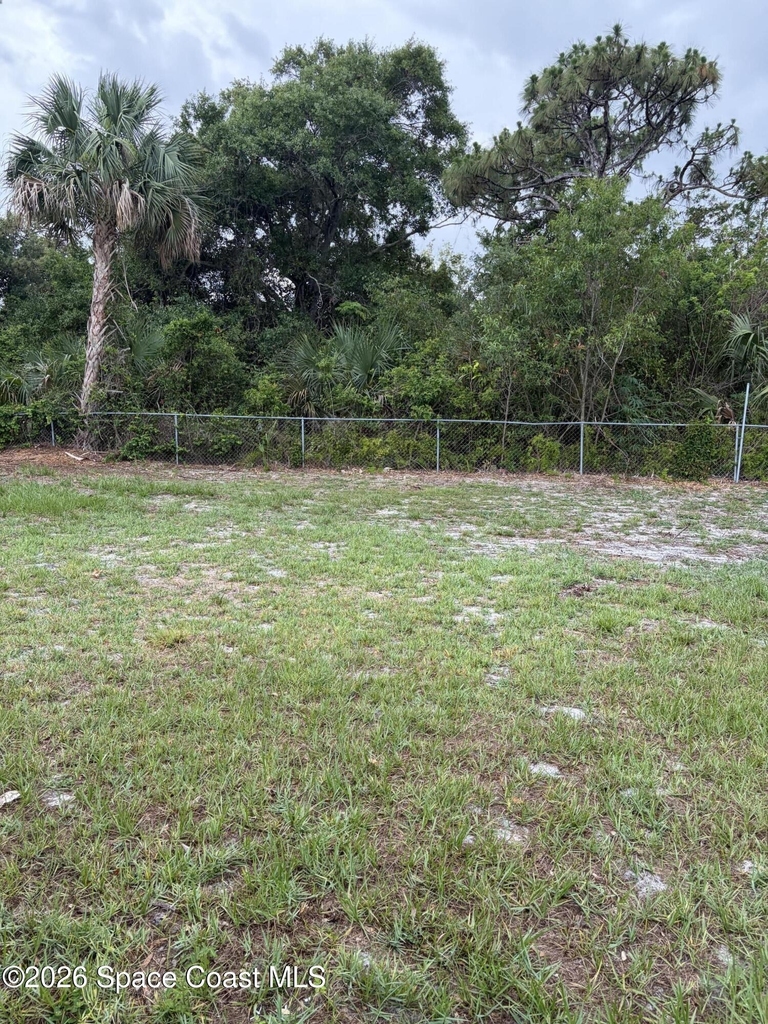 1136 Minnet Court Ne - Photo 11