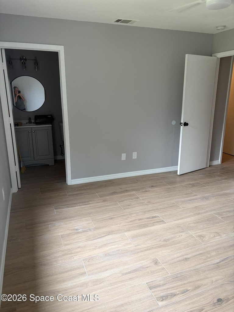 1136 Minnet Court Ne - Photo 3