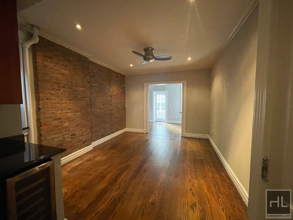 East 5 Street - Photo 0