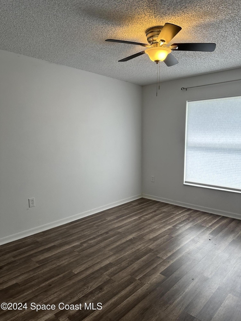 3127 Lowry Boulevard Se - Photo 6