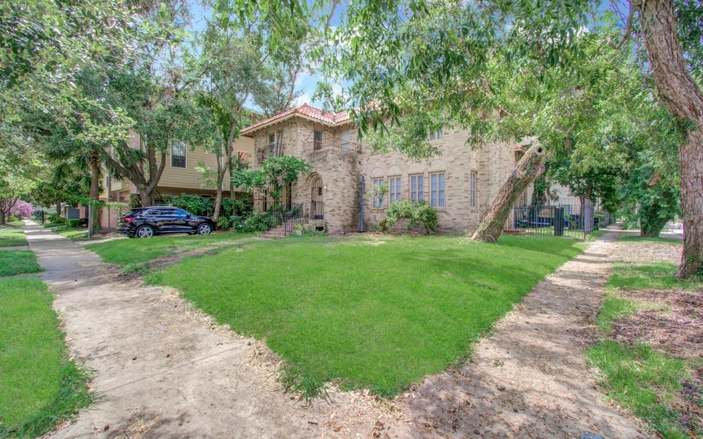 1428 Wentworth Street - Photo 25