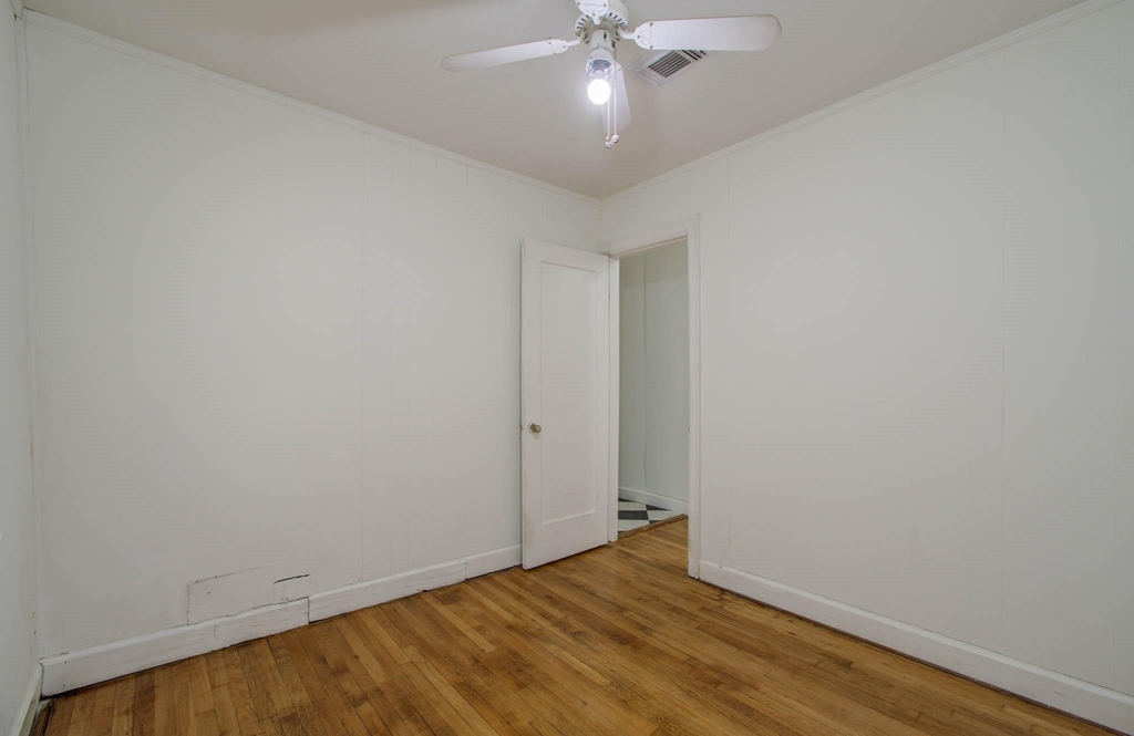 1428 Wentworth Street - Photo 20