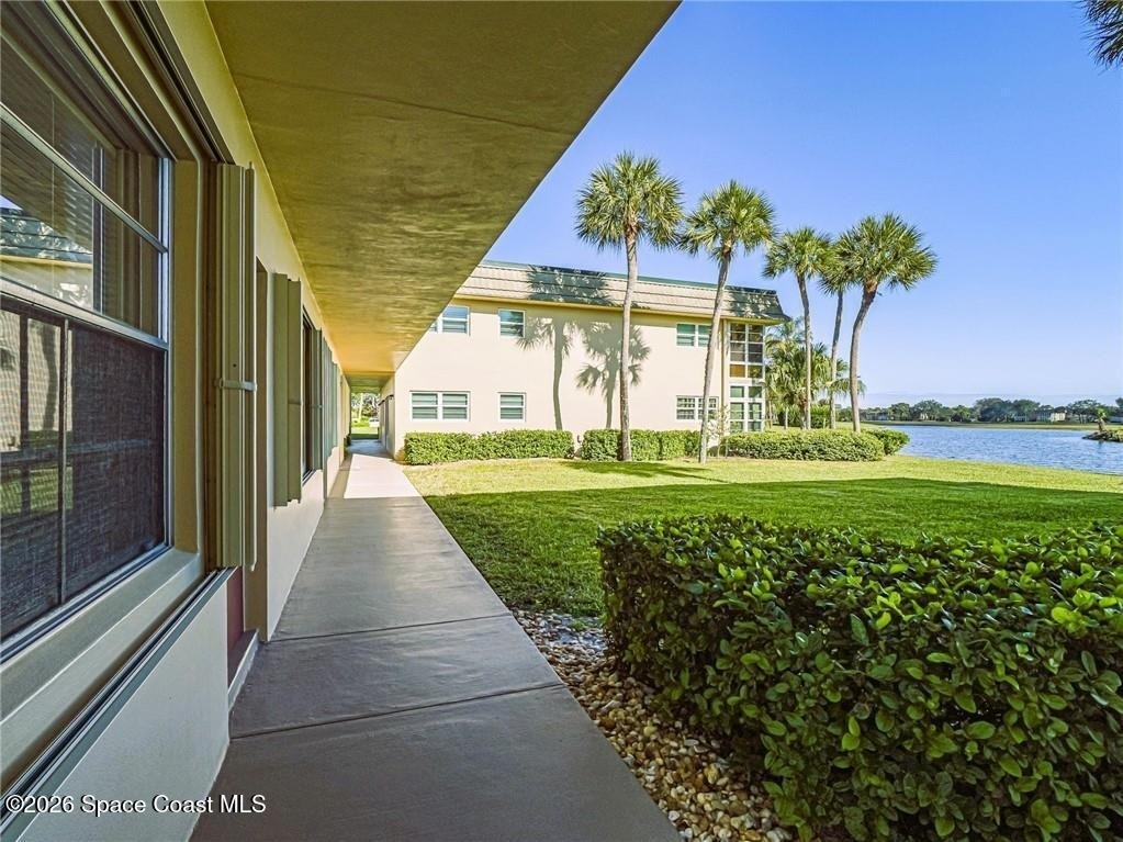36 Vista Gardens Trail - Photo 2