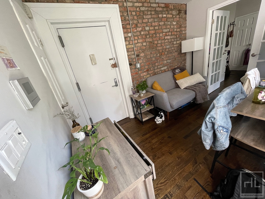 E 13th St. - Photo 3
