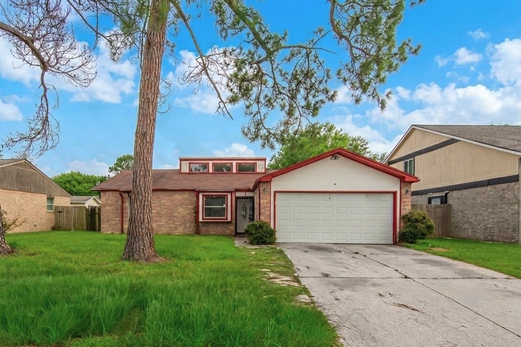 2611 Ashington Drive - Photo 0
