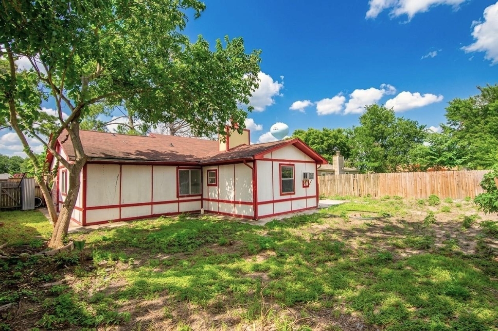 2611 Ashington Drive - Photo 14