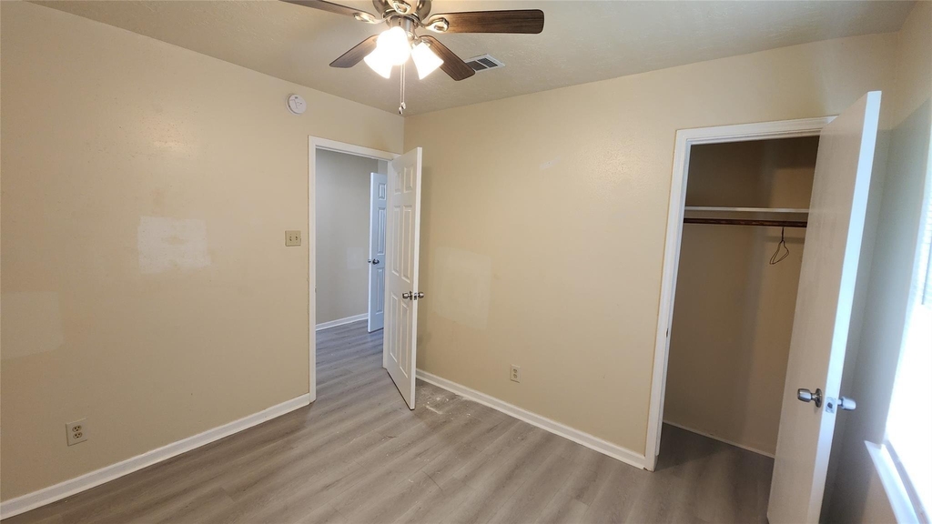 4415 Groton Drive - Photo 6