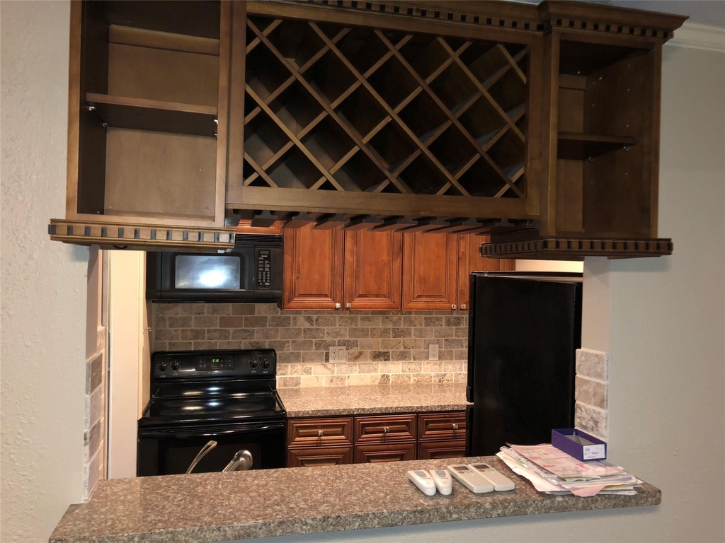 2507 Montrose Boulevard - Photo 7