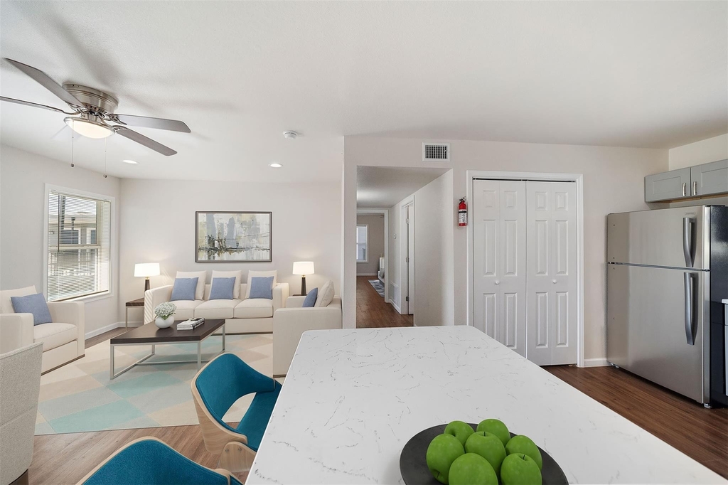 6403 Sloan Street - Photo 11