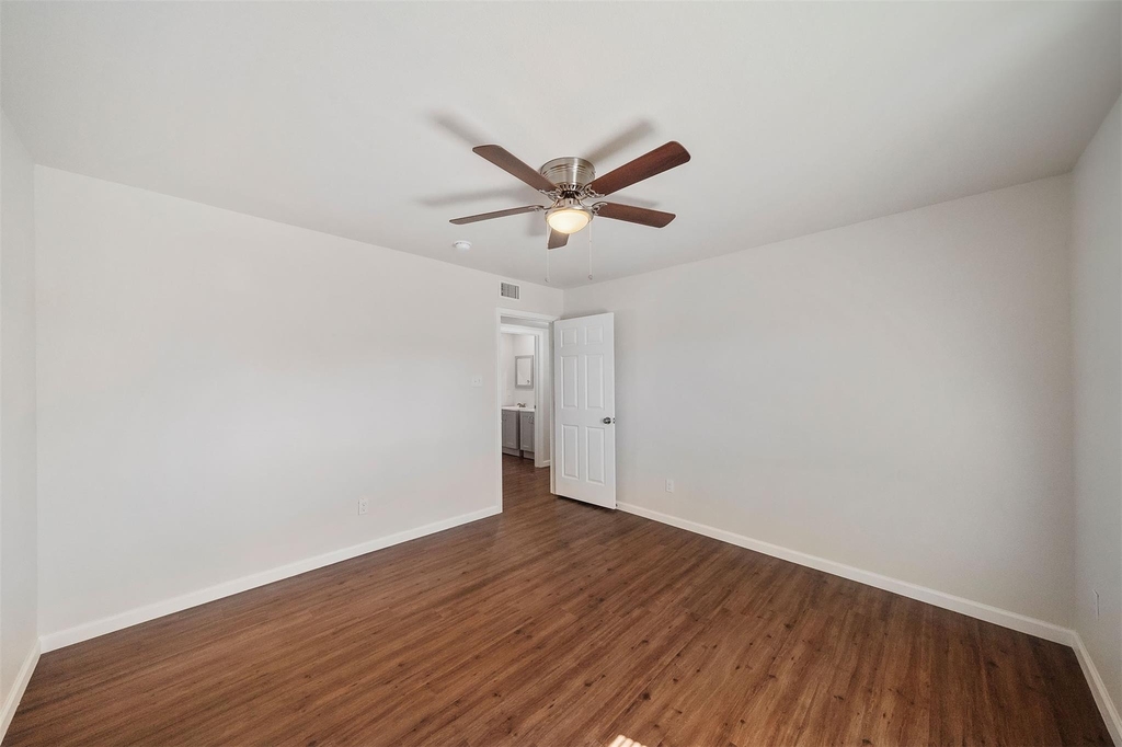 6403 Sloan Street - Photo 21