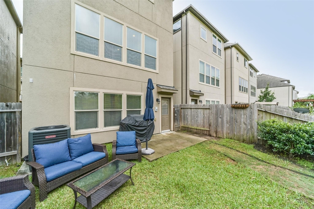 1517 Miles Oaks Place - Photo 37