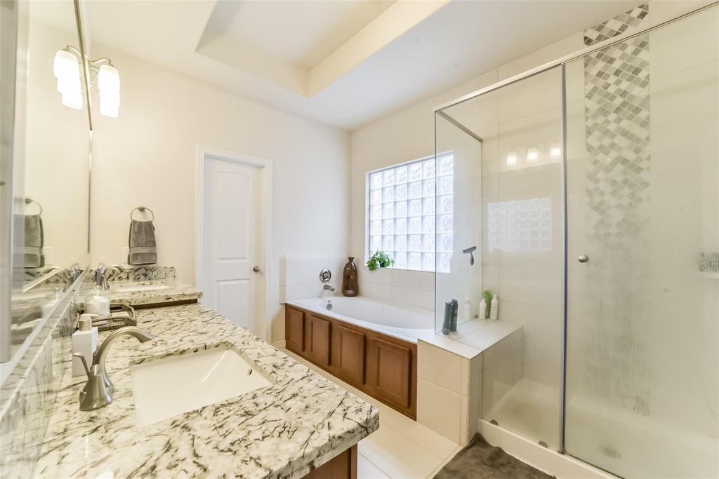 1517 Miles Oaks Place - Photo 21