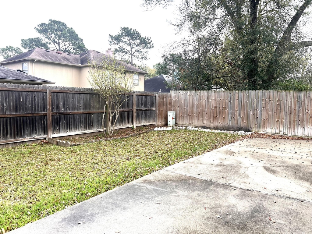 8239 Squires Place Drive - Photo 15