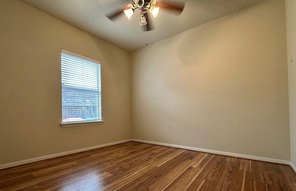 26018 Trailcliff Court - Photo 5